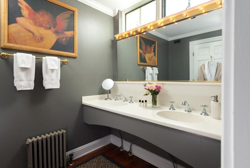 Ashby Inn & Restaurant Paris Экстерьер фото