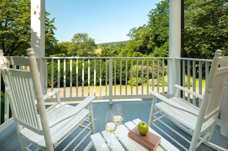 Ashby Inn & Restaurant Paris Экстерьер фото