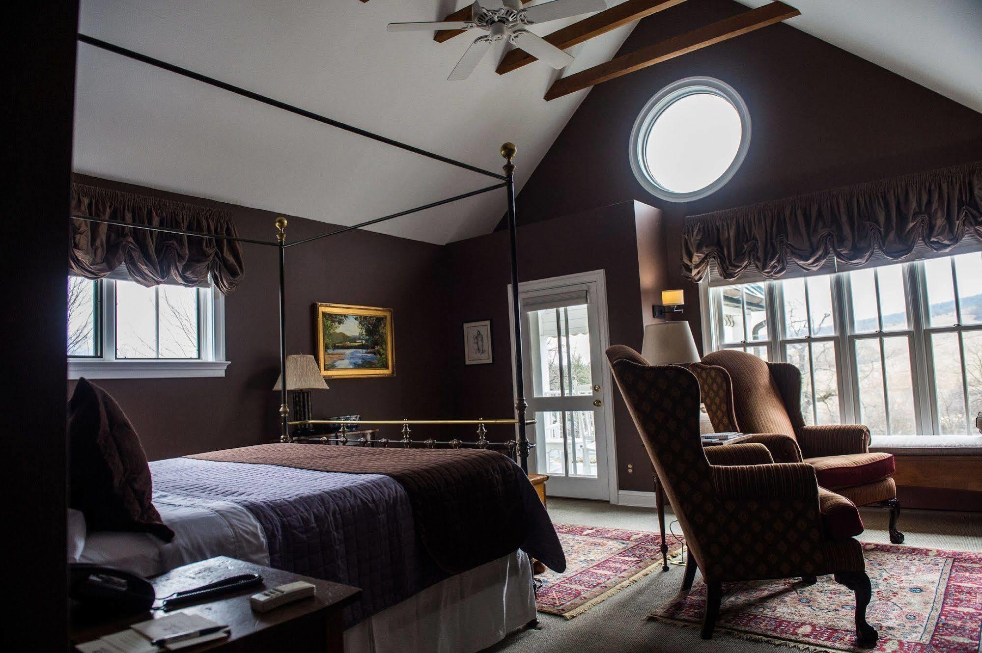 Ashby Inn & Restaurant Paris Экстерьер фото